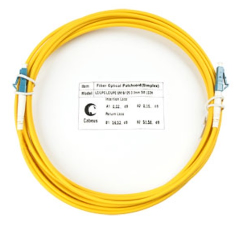 Комм. шнур оптический Cabeus Tight Buffer, Simplex LC/LC, OS2 9/125, LSZH, 10м, _ 2мм, синий хвостовик, цвет: жёлтый