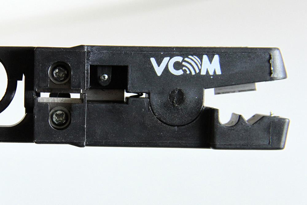 Инструмент для зачистки кабеля D1920 VCOM
