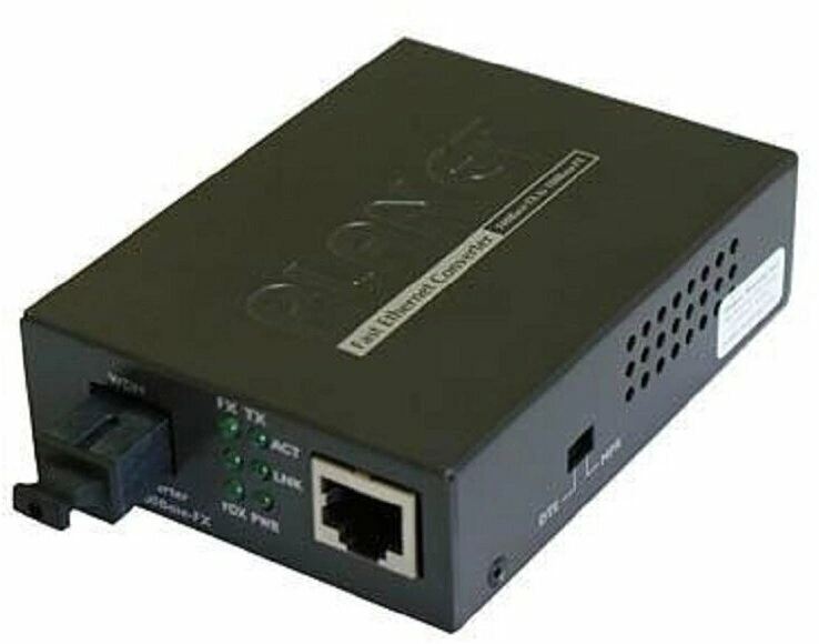 Медиаконвертер Planet FST-806B20