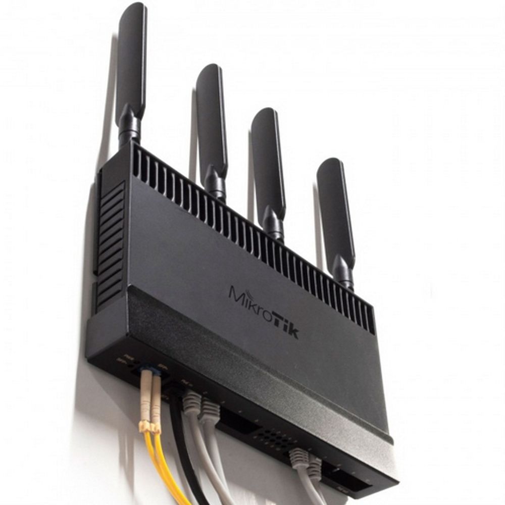 Крепление MikroTik Wall Mount Kit for RB4011 (WMK4011)