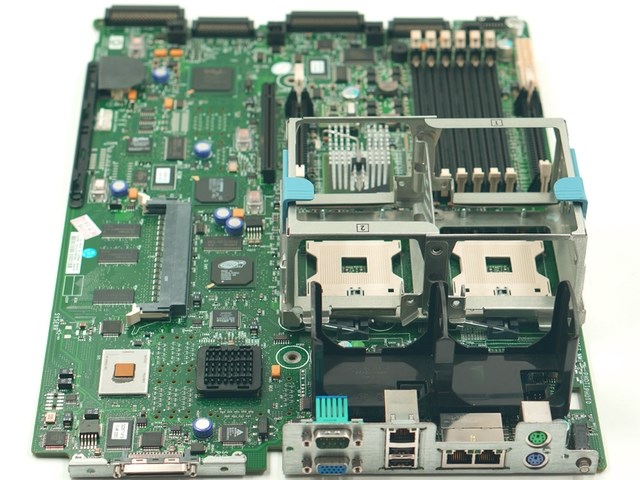 411028-001 Материнская Плата Hewlett-Packard iE7520 Dual Socket 604 6DDRII UW320SCSI U100 PCI-E8x 2SCSI Video E-ATX 800Mhz For DL380G4p