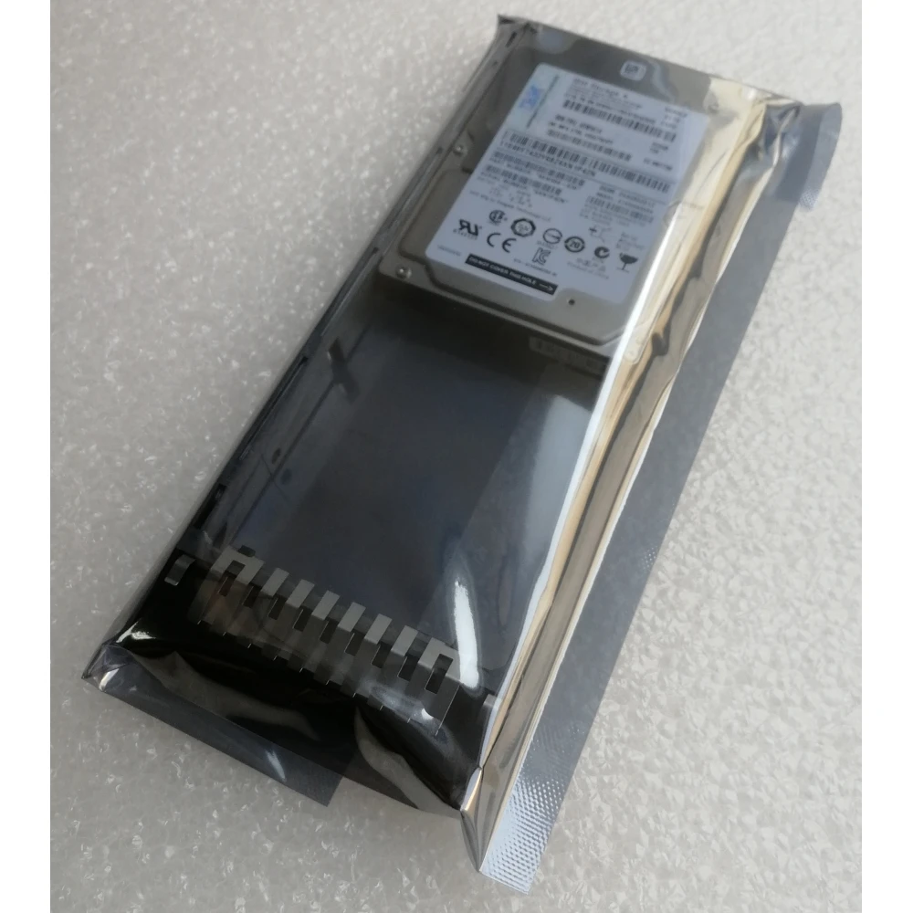 Жесткий диск IBM 45W9614 300GB 15K 6G SAS 2.5 серверный для DS8000 8300 8700 8800 45W9611