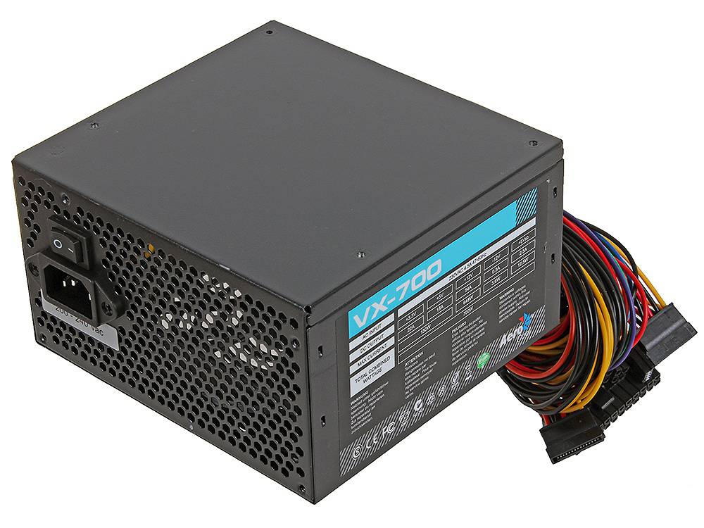 Блок питания ATX 700W VX PLUS 700 4713105962796 AEROCOOL