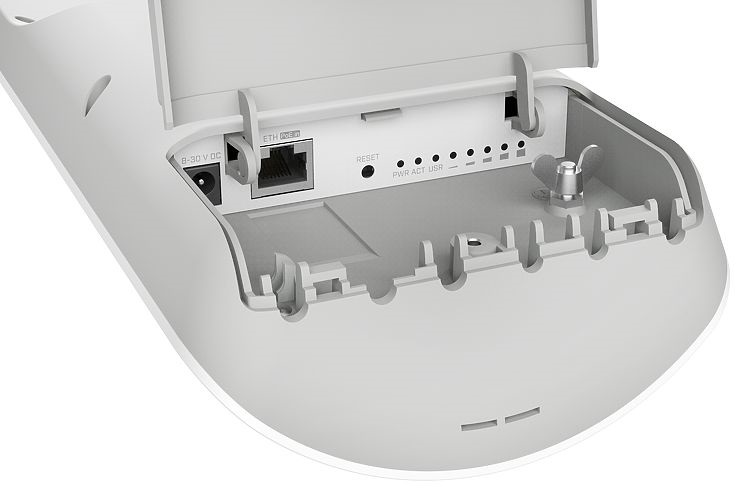 Точка доступа MikroTik mANTBox 2 12s with 12dBi 120 degrees 2.4Ghz sector antenna, Dual Chain 802.11bgn wireless, 600MHz CPU, 64MB RAM, 1x Gigabit LAN, PSU, POE, pole mount, RouterOS L4 (RB911G-2HPnD-12S)